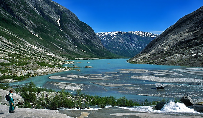 Nigardsbreen-jäätikön sulamisjärvi